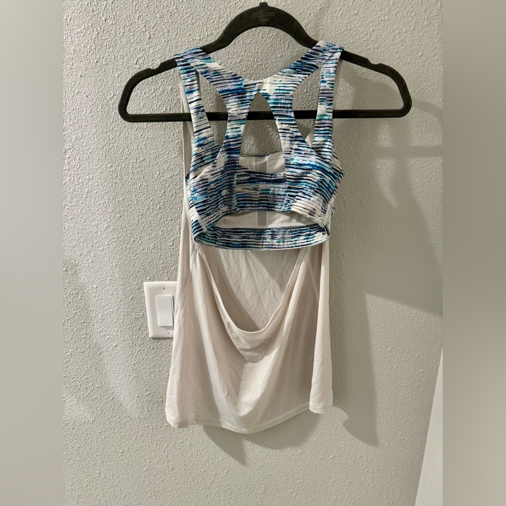 Lululemon top - Picture 2 of 2